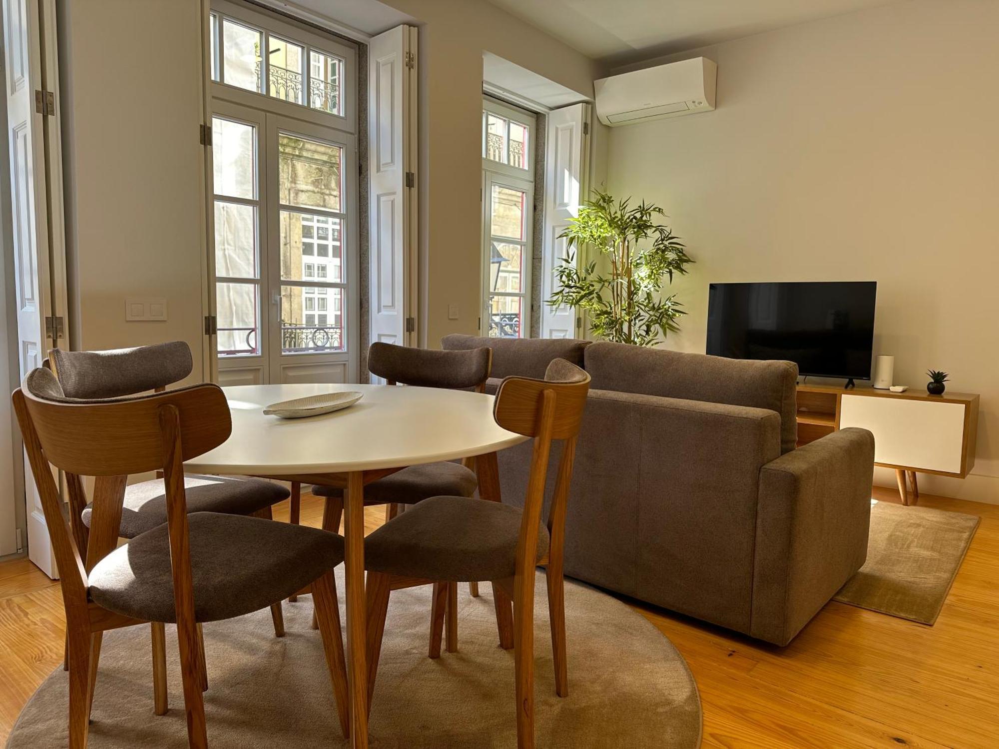 Sm Apartments Porto Bagian luar foto