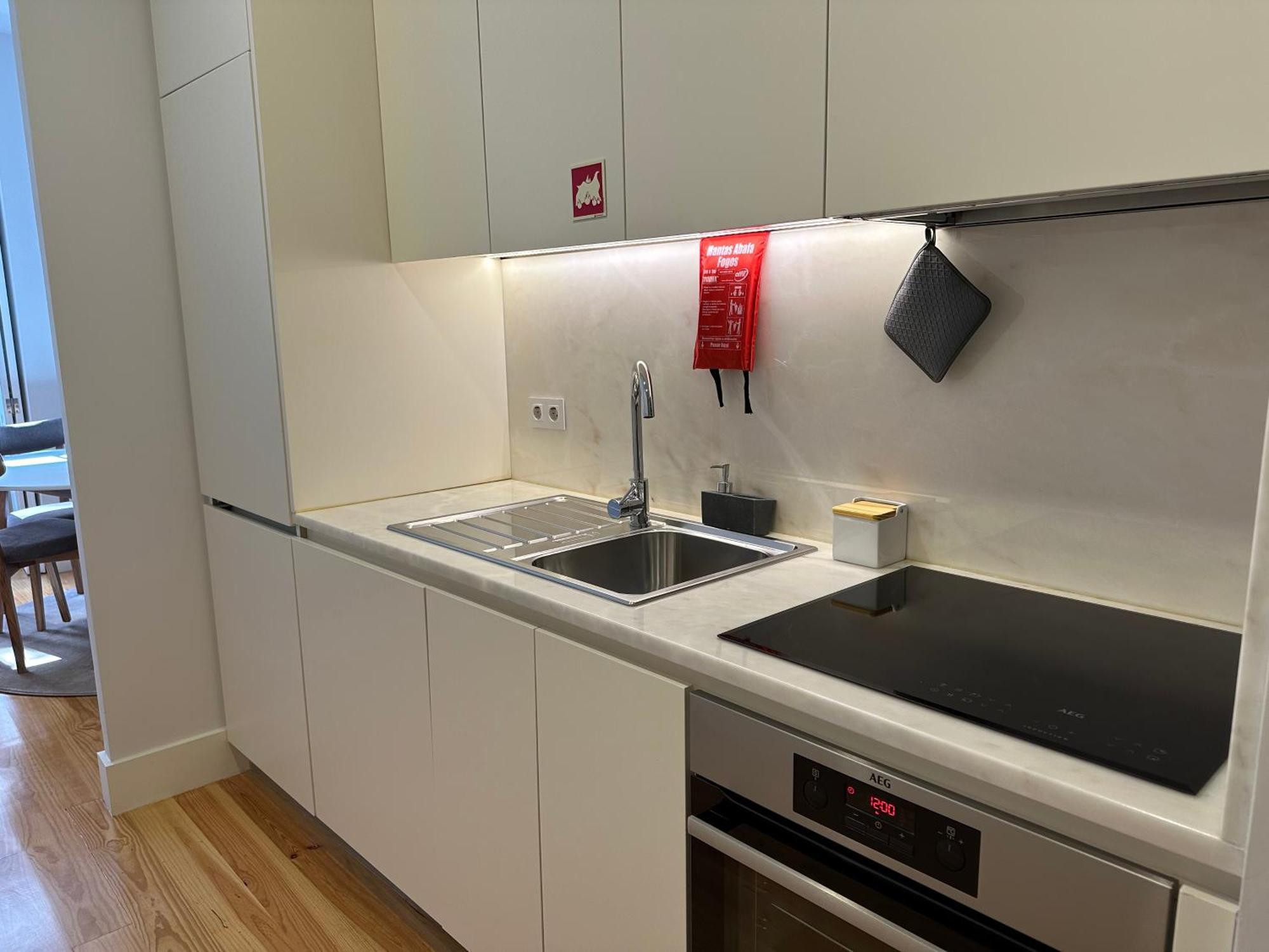Sm Apartments Porto Bagian luar foto